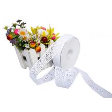 Лента перфорация 2.5см Цветы, белый